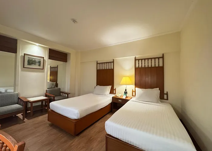 Palace Hotel 5*