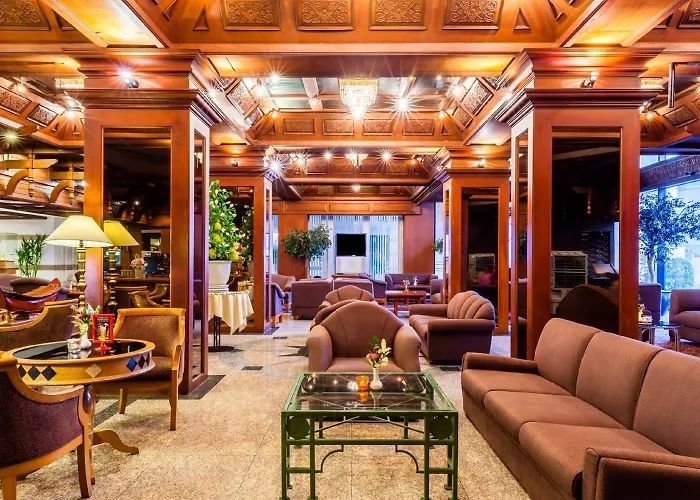 Palace 5*