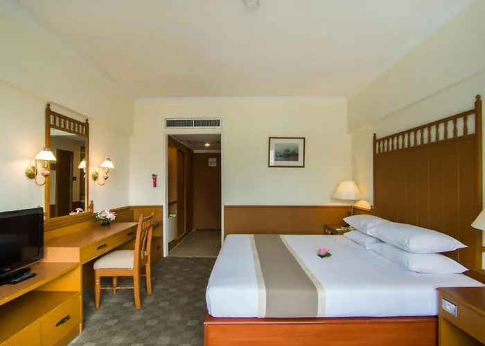 Palace Hotel 5*