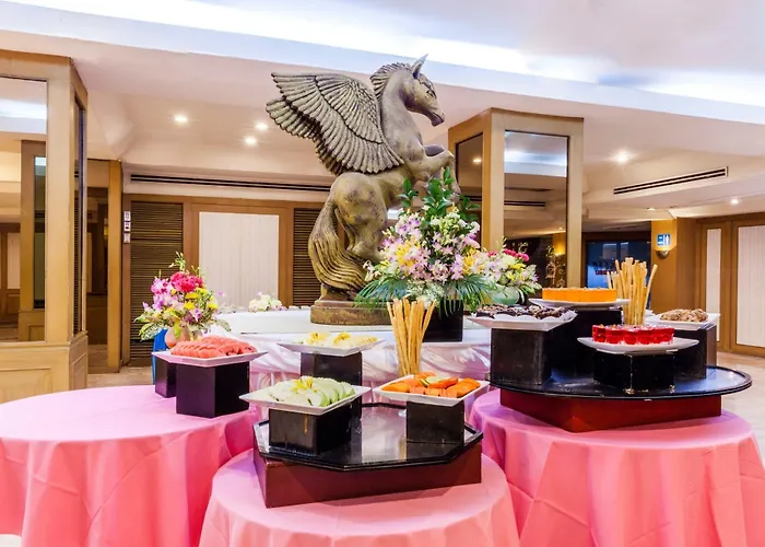 Palace Hotel 5*