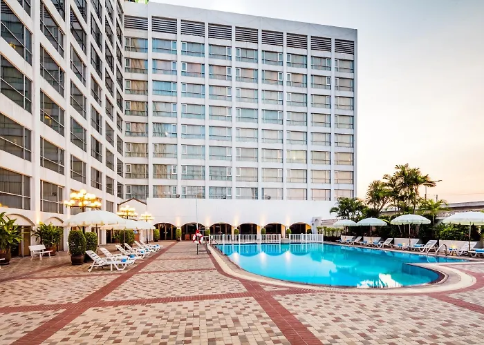 Palace Hotel 5*