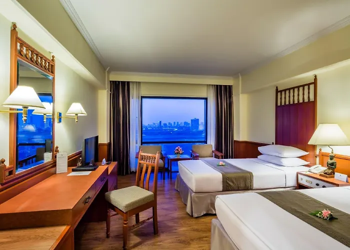 Palace Bangkok